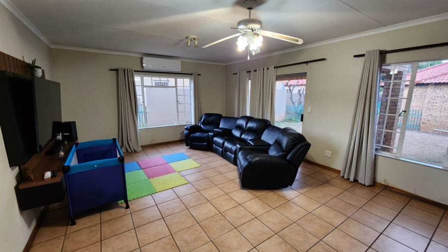 3 Bedroom Property for Sale in Cashan North West